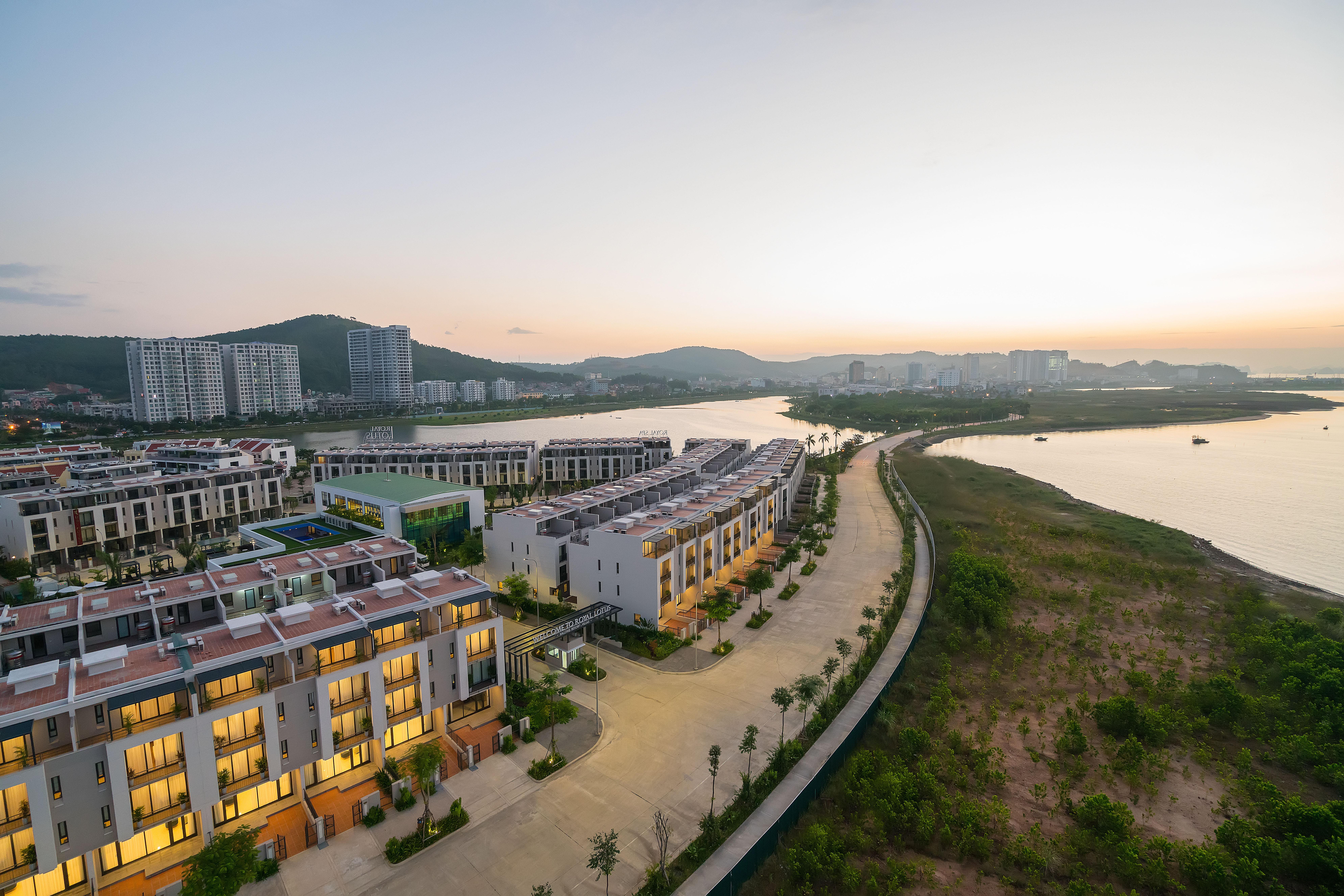 Royal Lotus Ha Long Resort & Villas Экстерьер фото