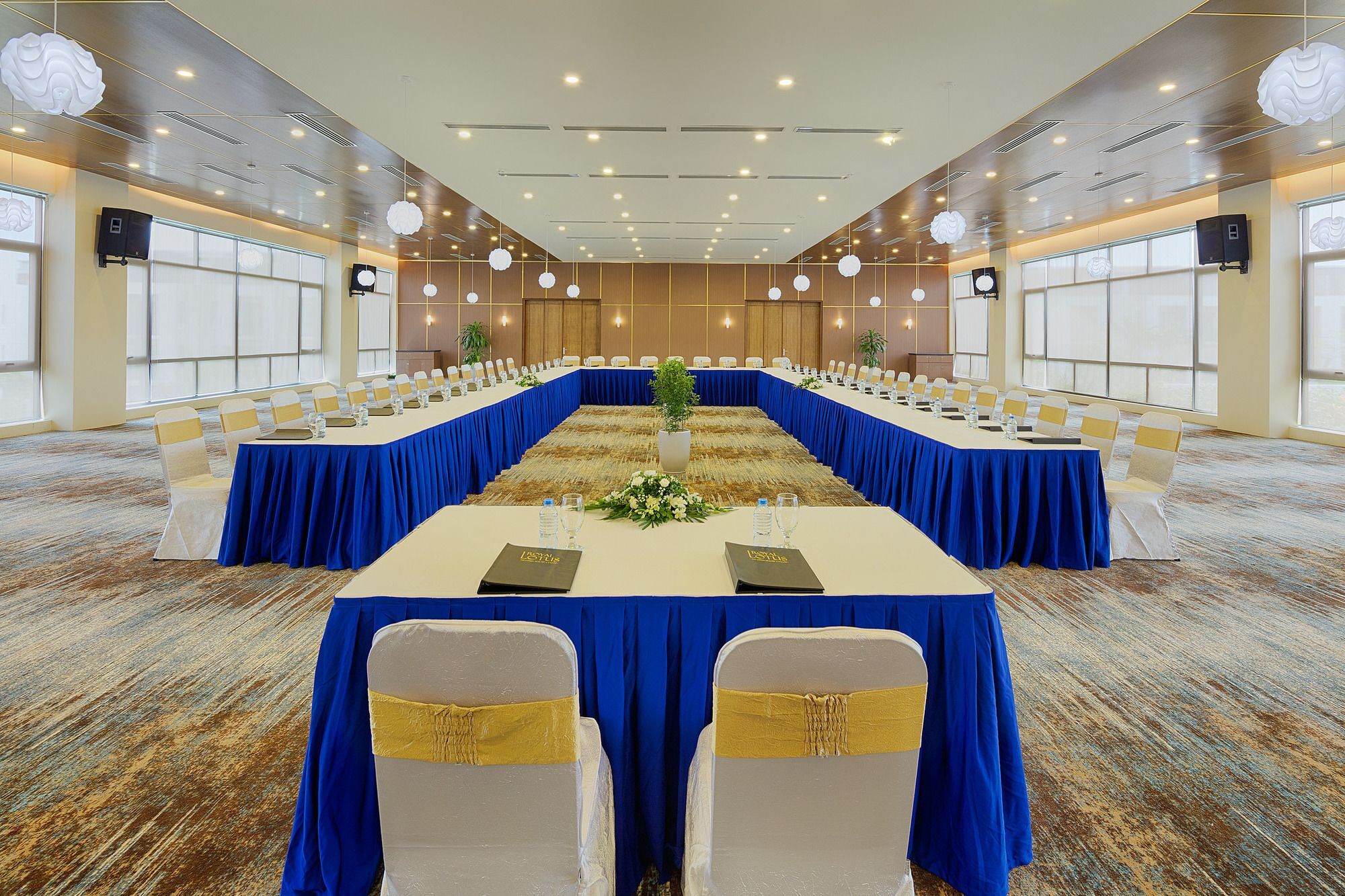 Royal Lotus Ha Long Resort & Villas Экстерьер фото